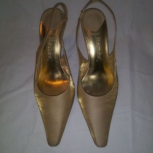 J. Renee Pumps